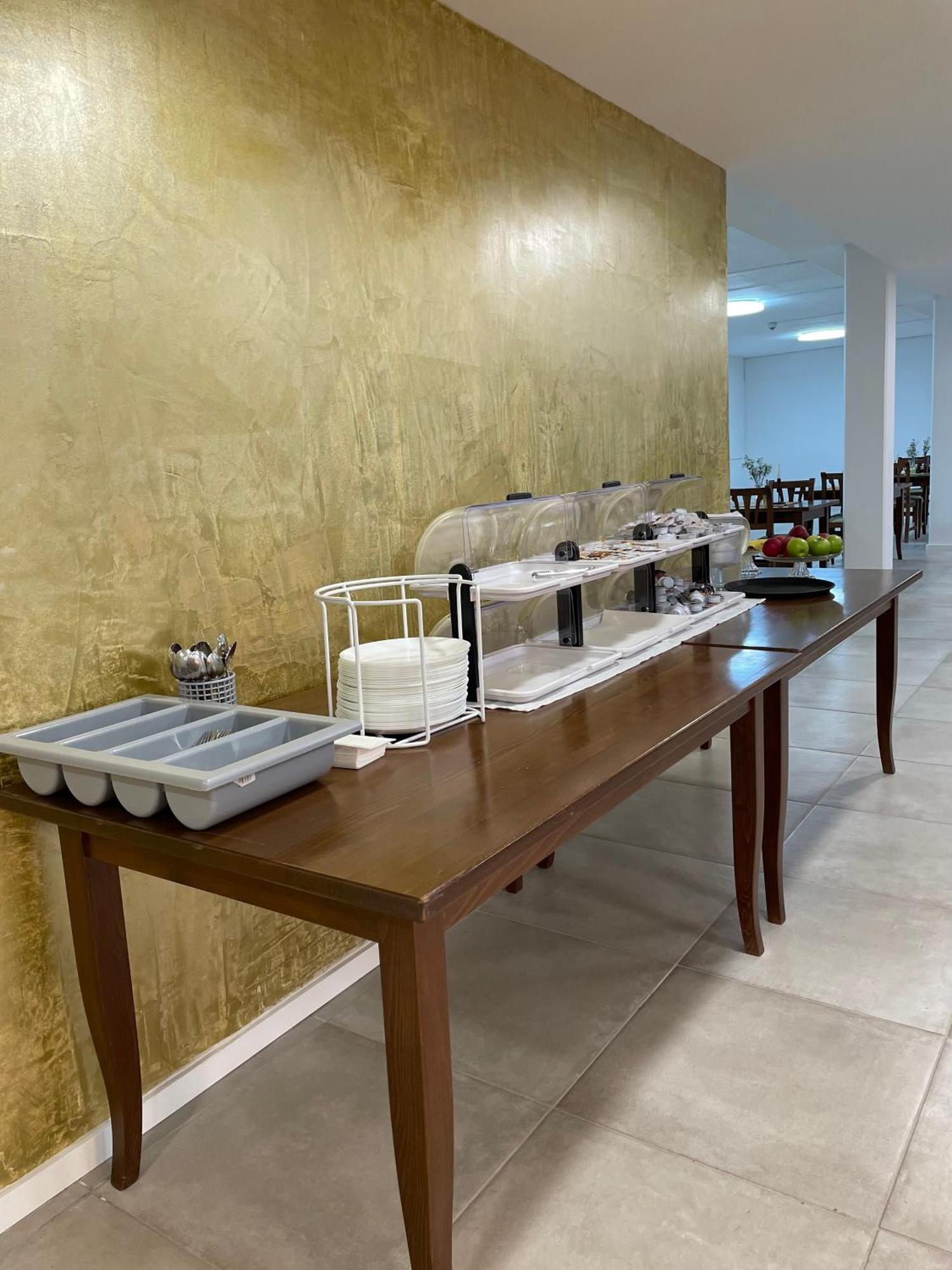Gastpark Hotel Manching Buitenkant foto